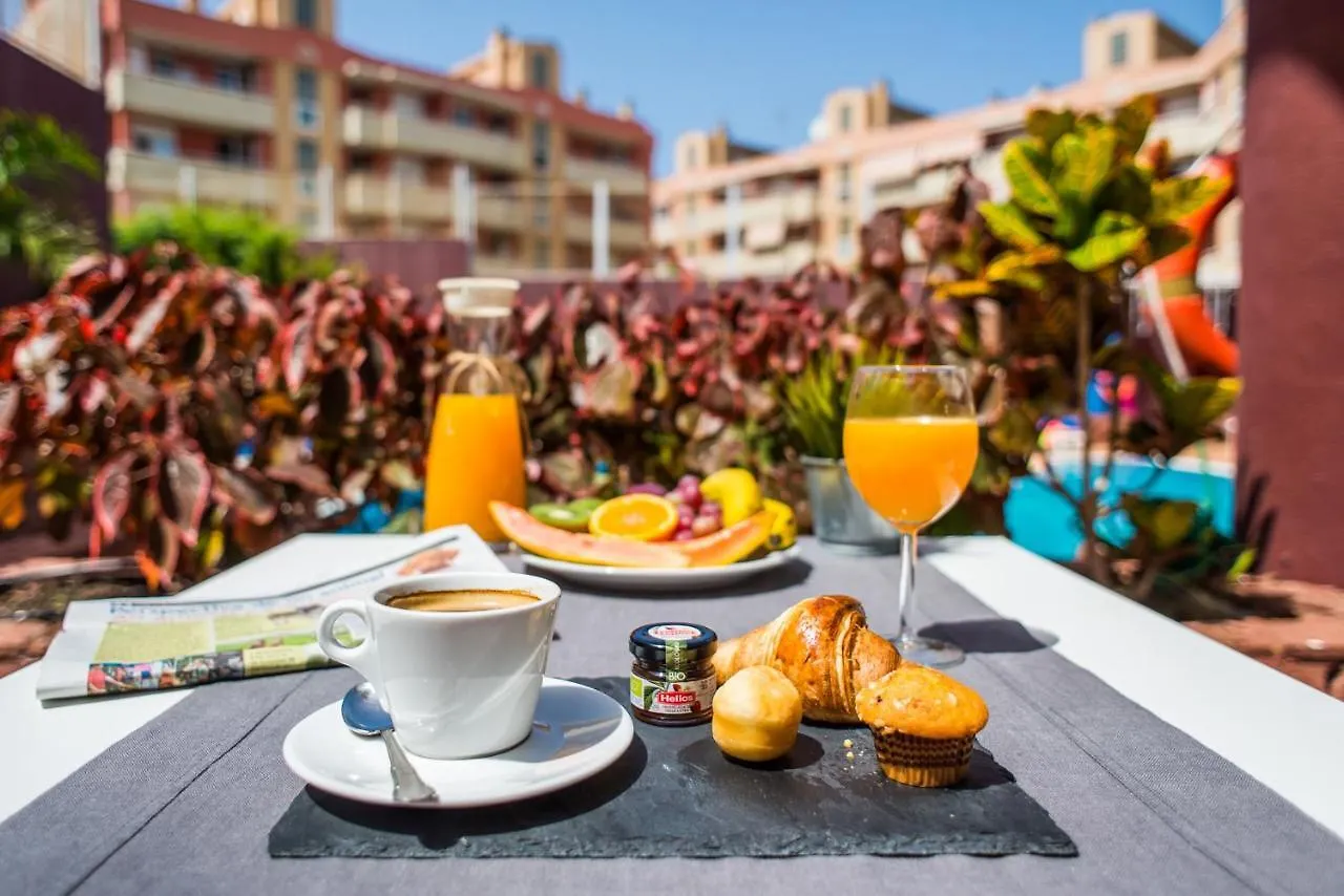 *** Apart Otel Udalla Park - Hotel & Apartamentos Playa de las Américas İspanya